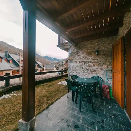 Aneto Apartment Les Bordes